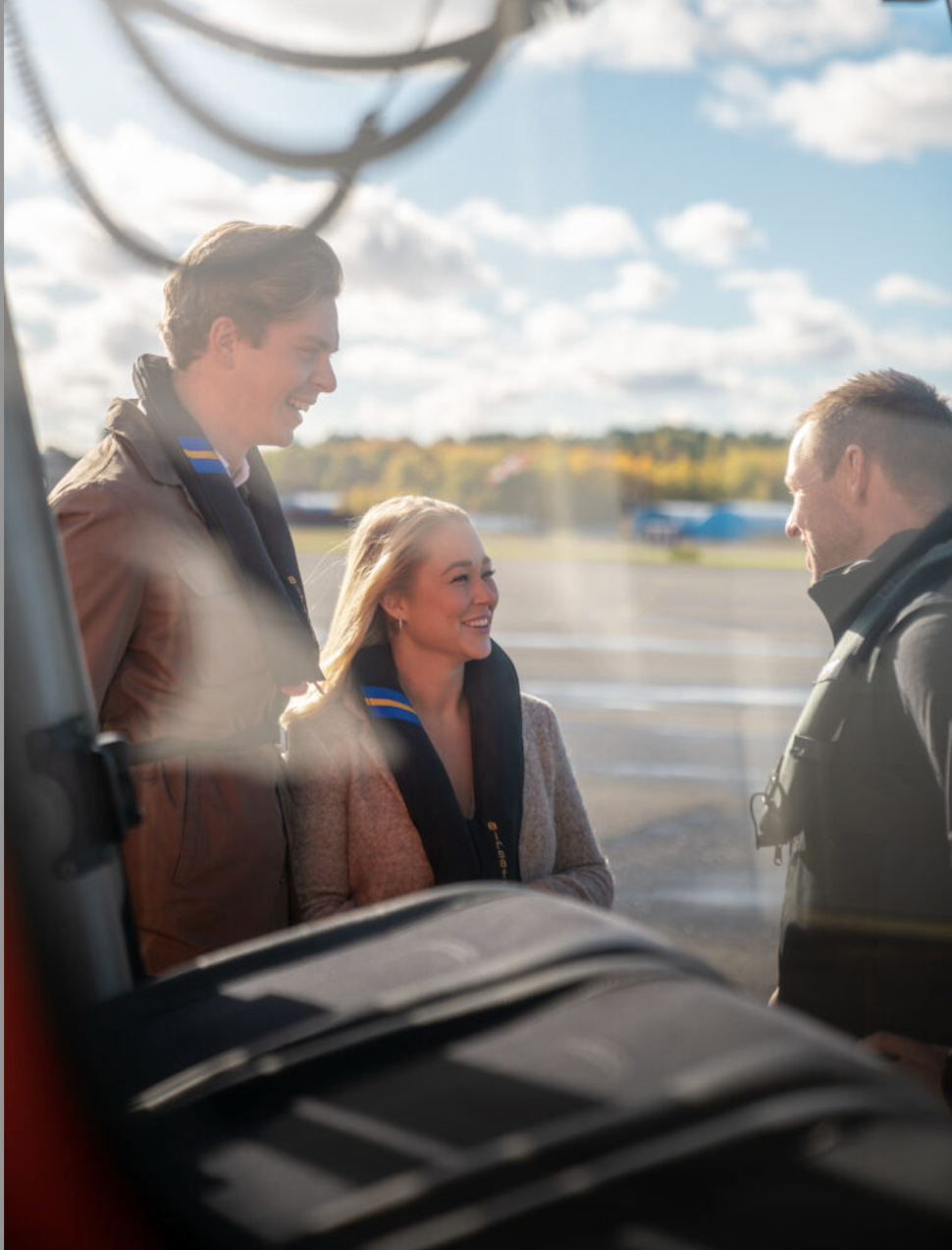 Helikopter vid Bromma flygplats