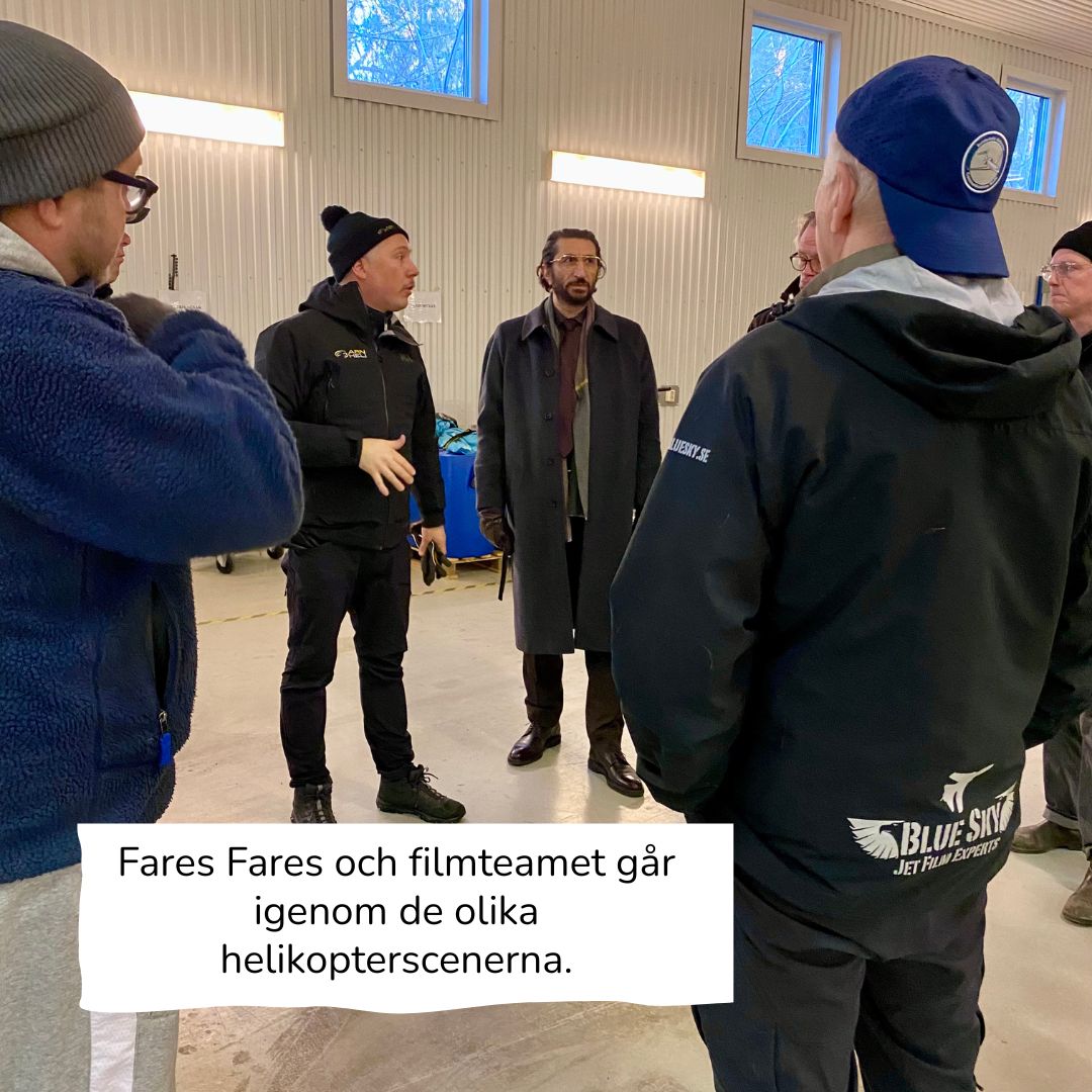 Fares Fares och filmteamet går igenom scenerna