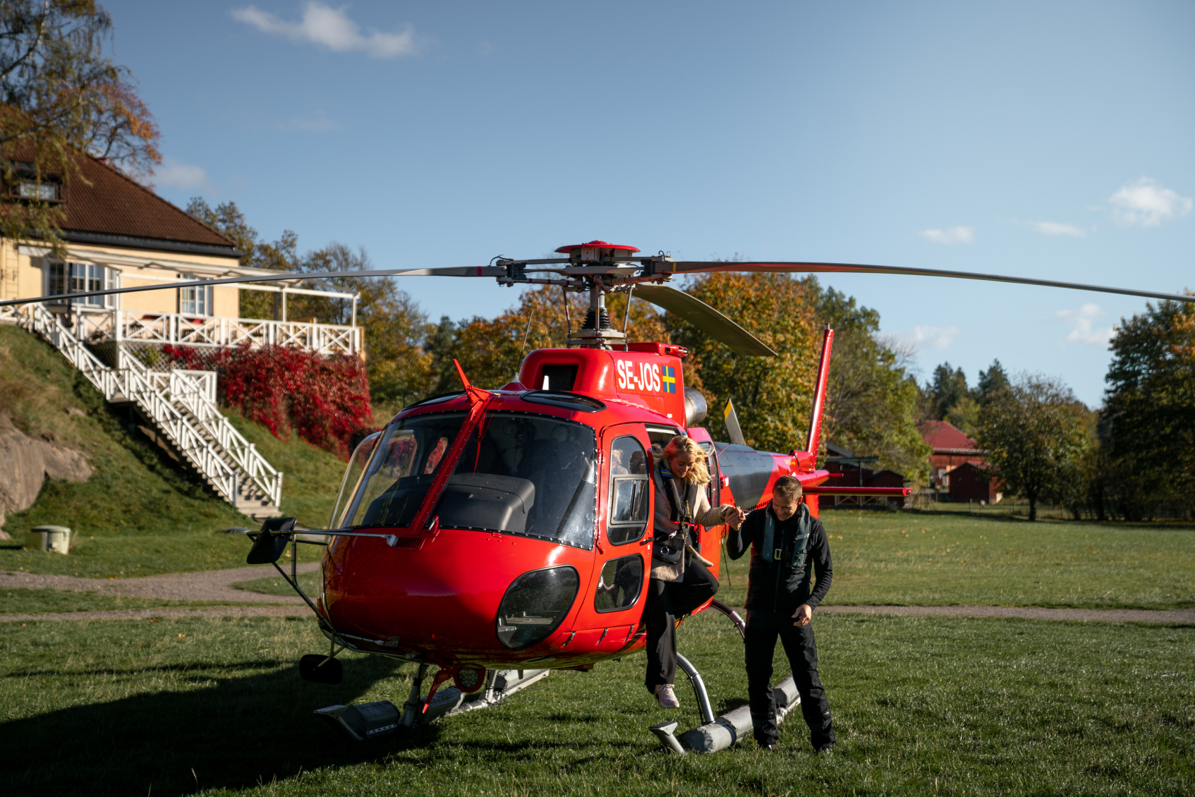 Arlanda Helicopter landar gäster på Grinda